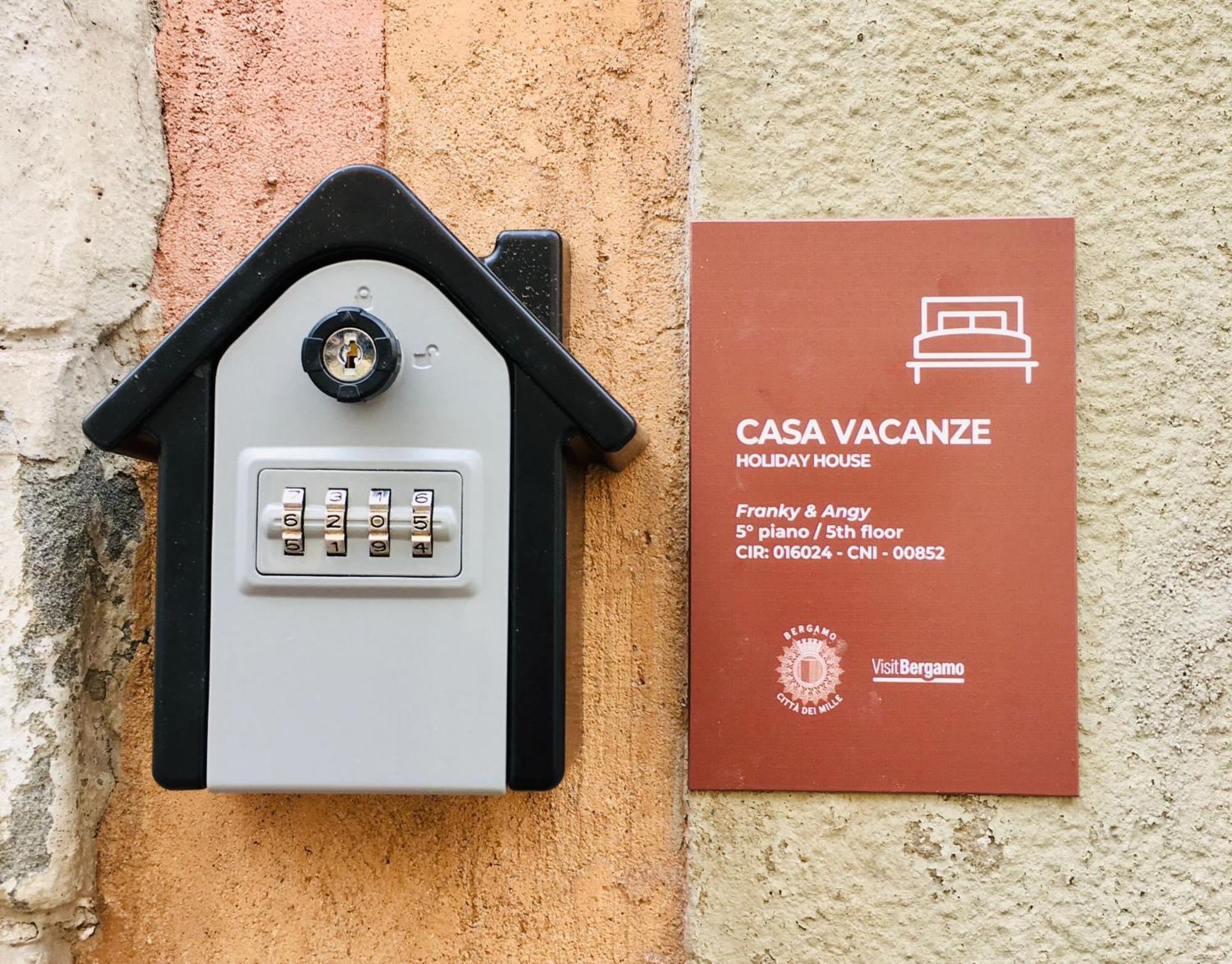 Franky & Angy Casa Vacanze Bérgamo Exterior foto